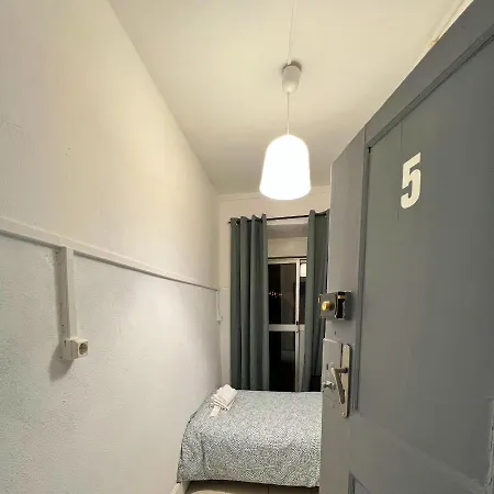 Cosy Mouraria Lisbon