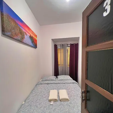 Апартаменты Cosy Mouraria